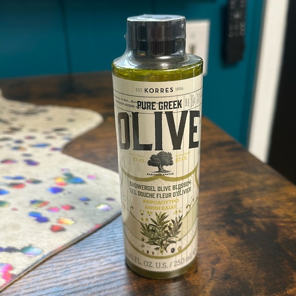 Korres shower body oil. Never opened. - Picture 1 of 2